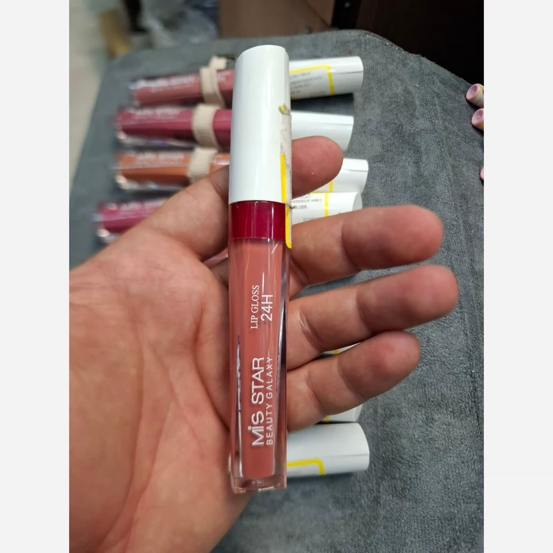 رژلب مایع میس استار 24 ساعته شماره MLG 20