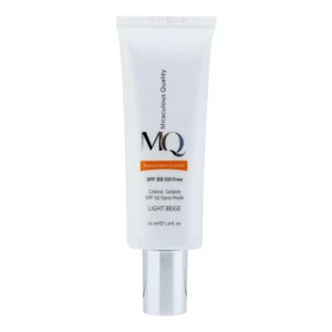کرم ضدآفتاب رنگی ام کیو SPF50 مدل LIGHT BEIGE، مناسب پوست‌های چرب، حجم 55 میلی‌لیتر